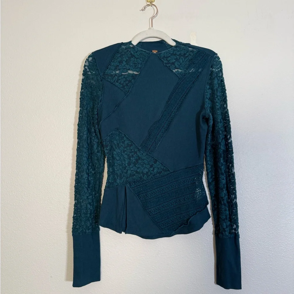 Free People first frost lace layering long sleeve thermal in teal‎ Sz S NWT